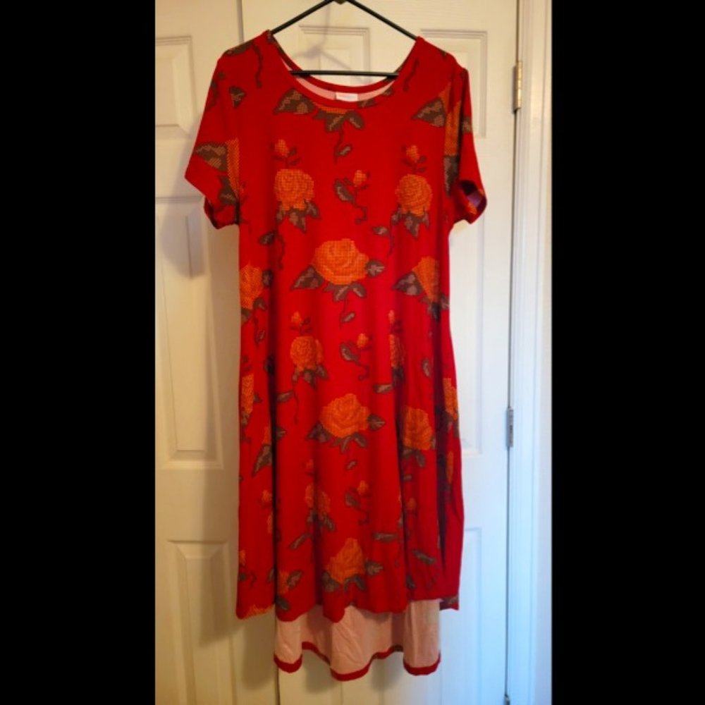 LulaRoe XL Carly Dress - Red Pixelated Flowers